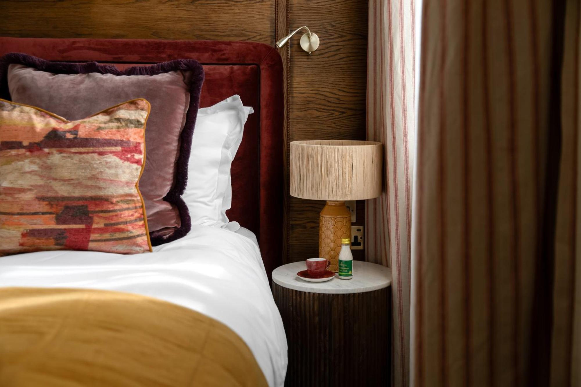 Red Lion Hotel Radlett Eksteriør billede